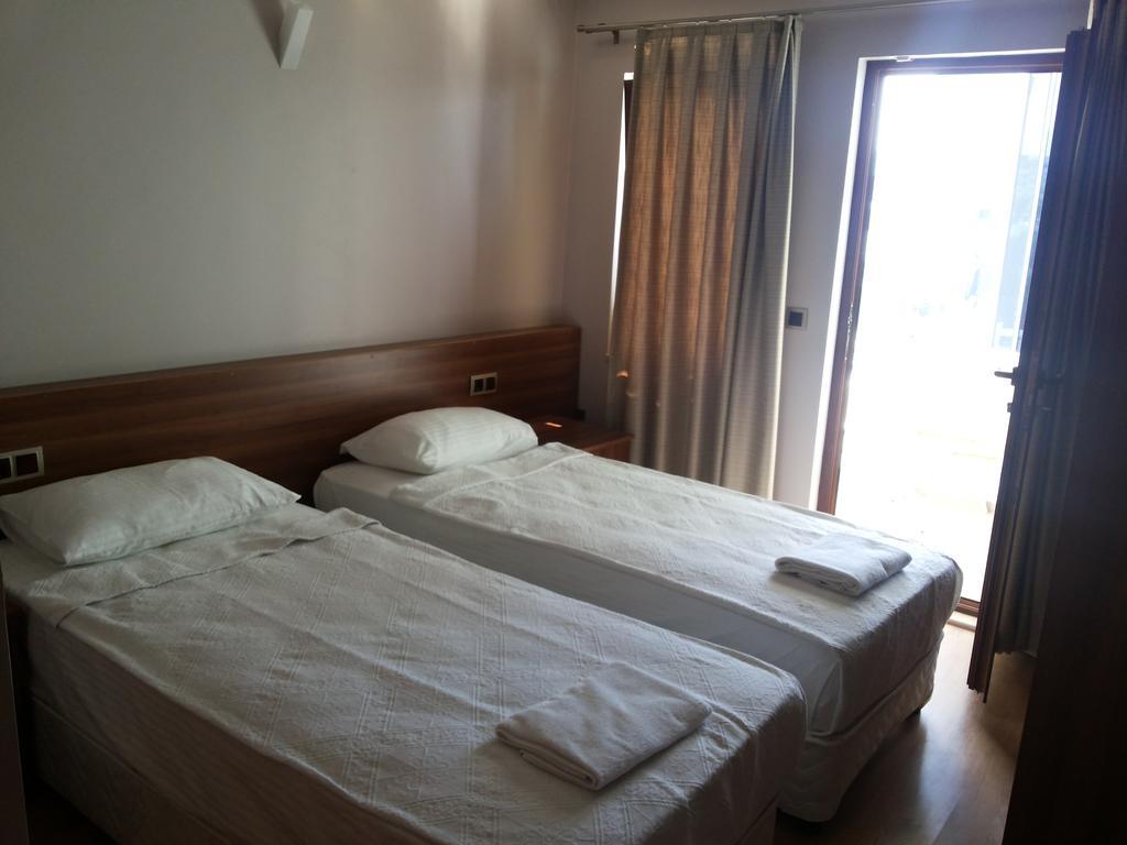Mavi Yesil Yasam Hotel Gumbet Room photo